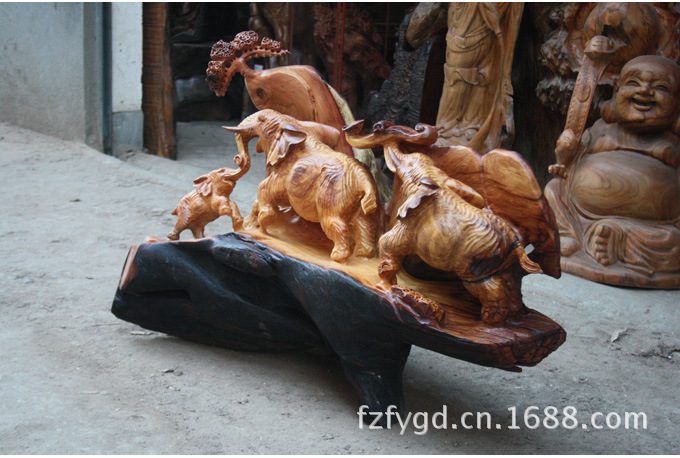 佛緣永續，萬象更新 老撾黃花梨木雕根刻工藝之美